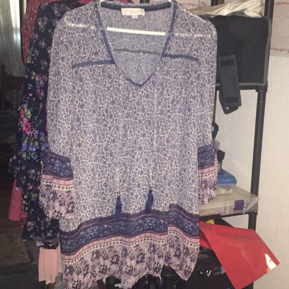 Too many clothes want to share